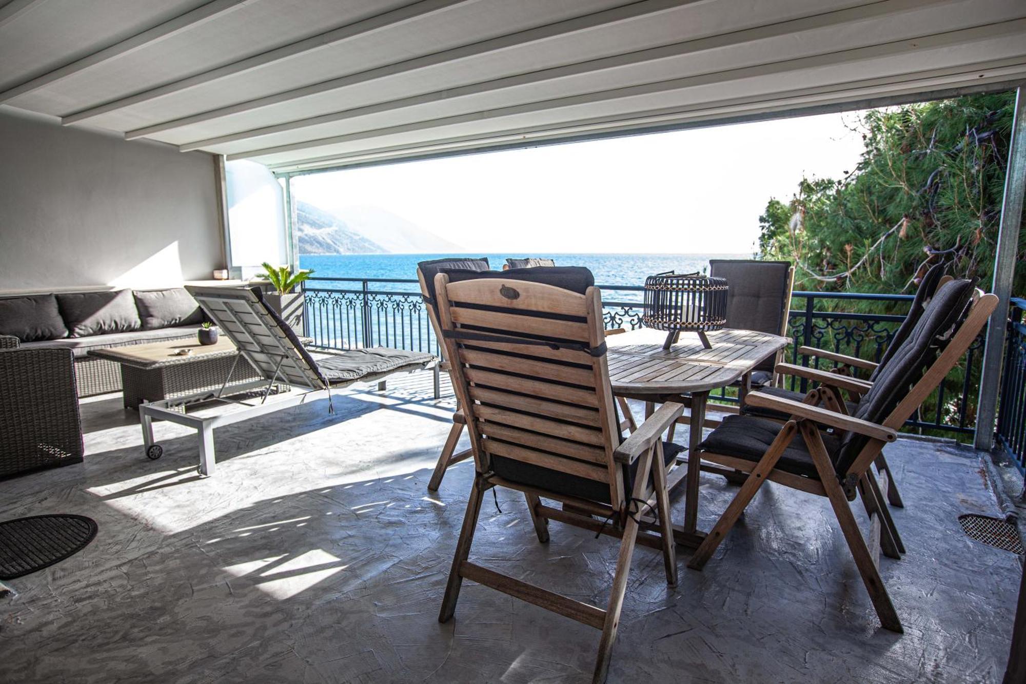 Kalafatis Beach Home Itea Bilik gambar